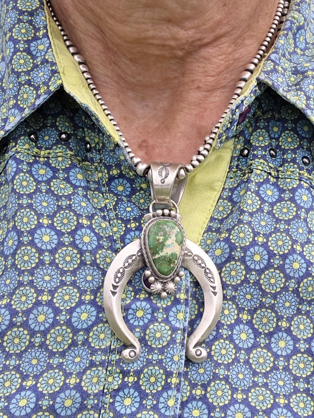 Beautiful Sterling Sonoran Turquoise Navajo Made Naja Pendant - Picture 4 of 9